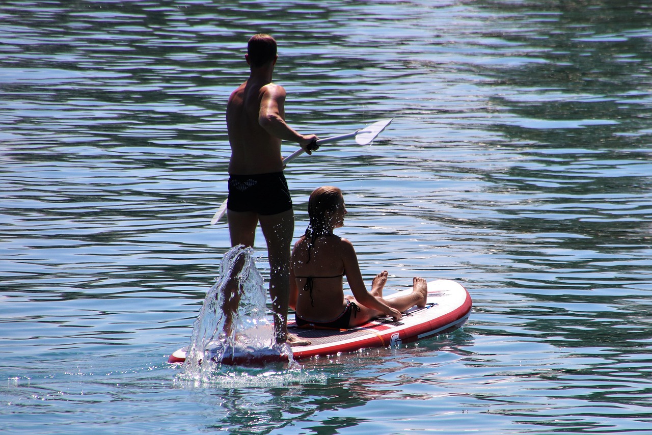 Stand up paddling